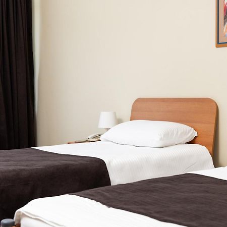 Hotel Luxor Priştine Dış mekan fotoğraf