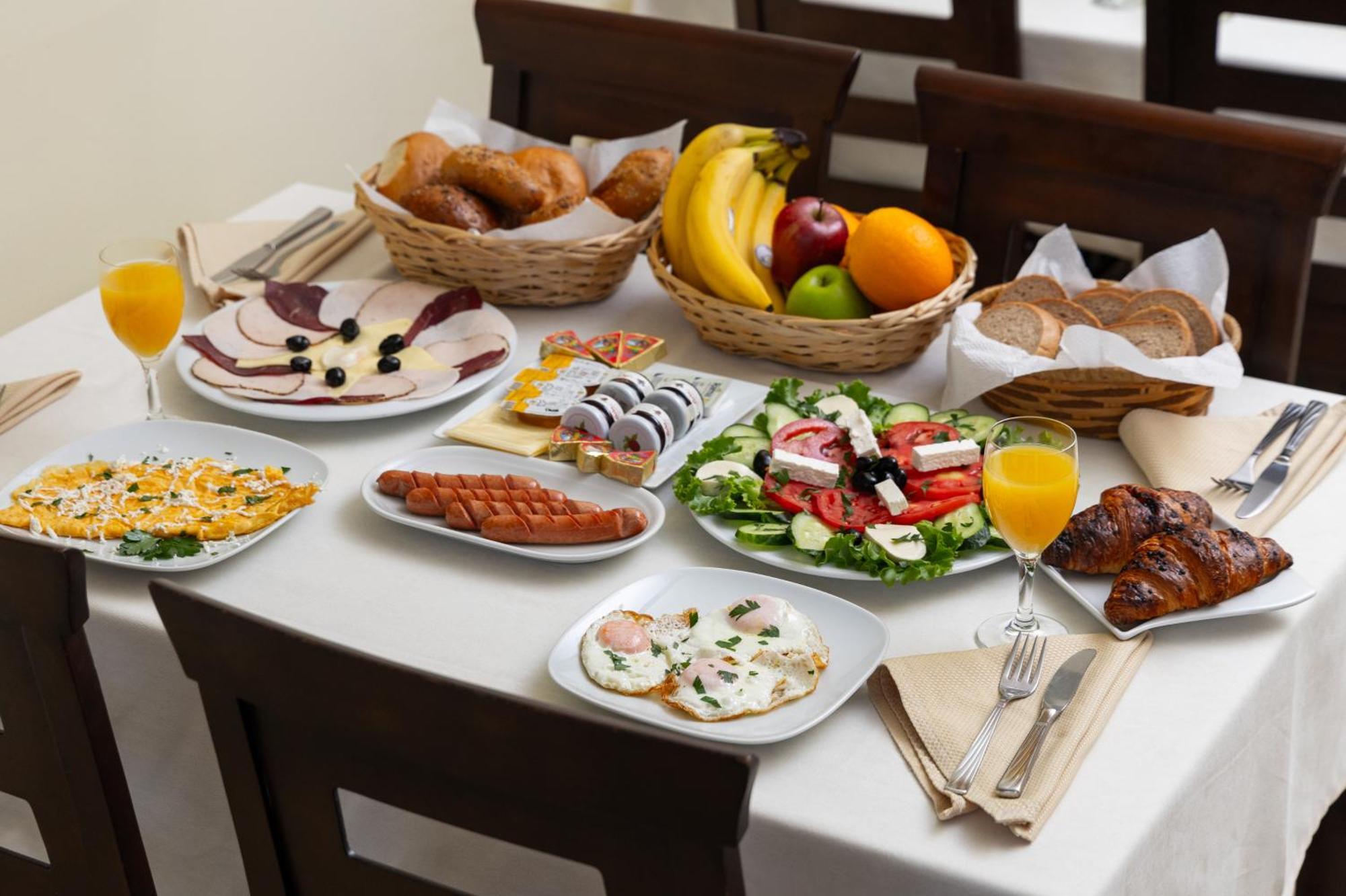 Hotel Luxor Priştine Dış mekan fotoğraf