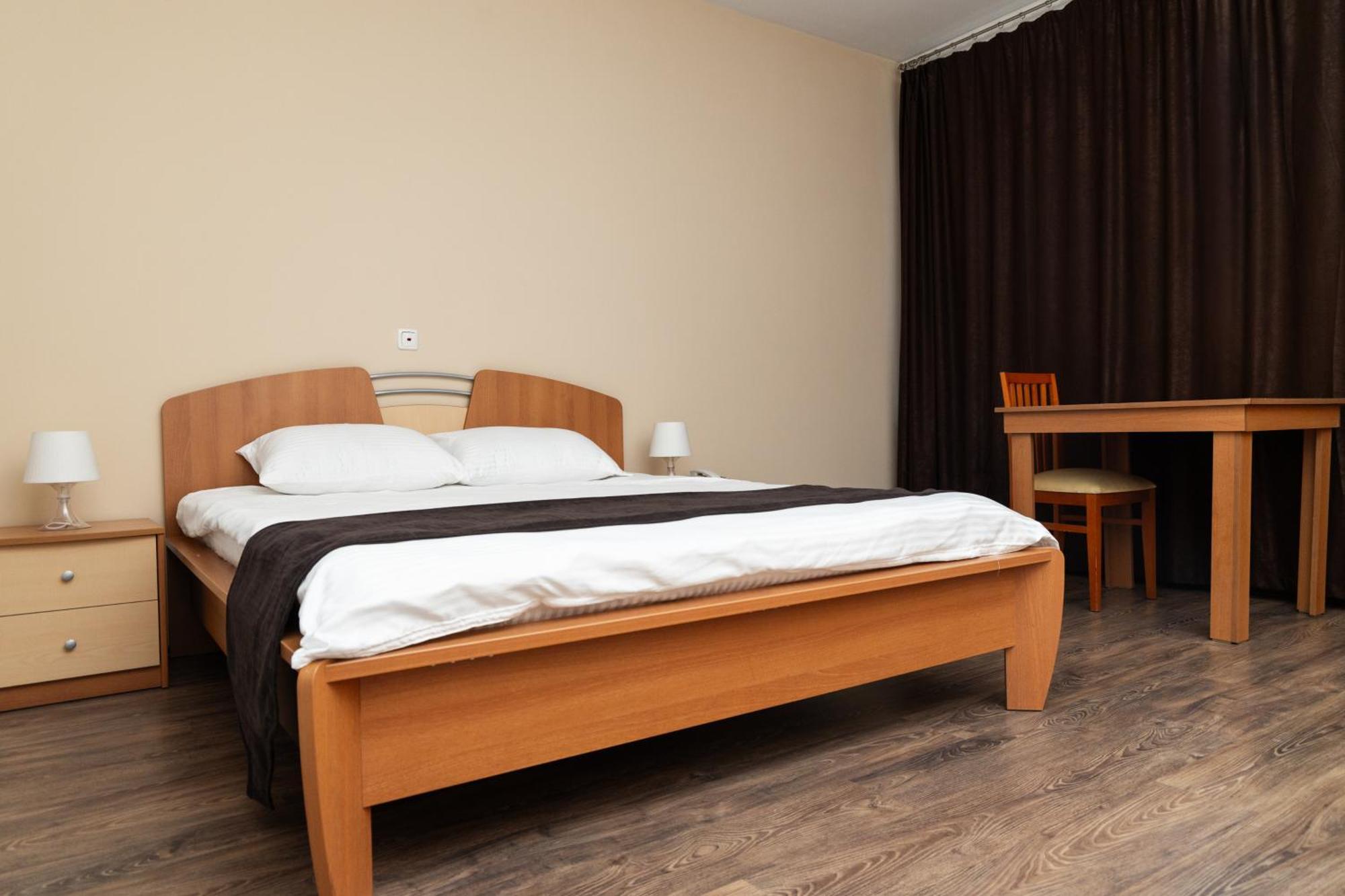 Hotel Luxor Priştine Dış mekan fotoğraf