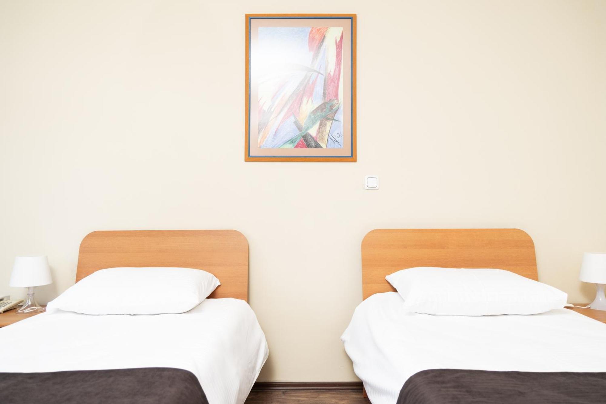 Hotel Luxor Priştine Dış mekan fotoğraf